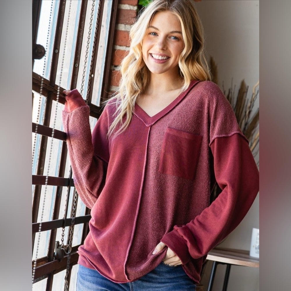 Heimish USA - casual long sleeve top - v neck - size S